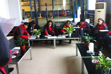 必高汽售新员工考评会2.jpg